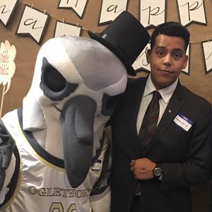 Meet your Posher, Leo